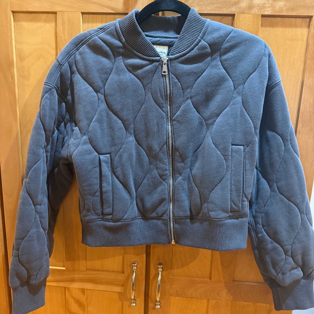 Abercrombie Dark Gray Quilted Jacket